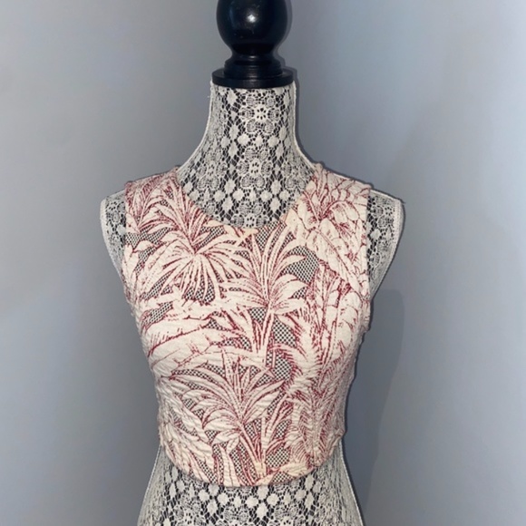 🍒3 for $30 ZARA Textured Sleeveless Crop Top with Palm Trees - Picture 9 of 11